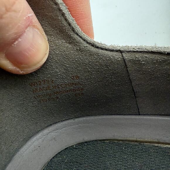 Cole Haan Zerogrand Ankle Booties Women\'s 9 Gray Suede Slip-On Comfort W12322